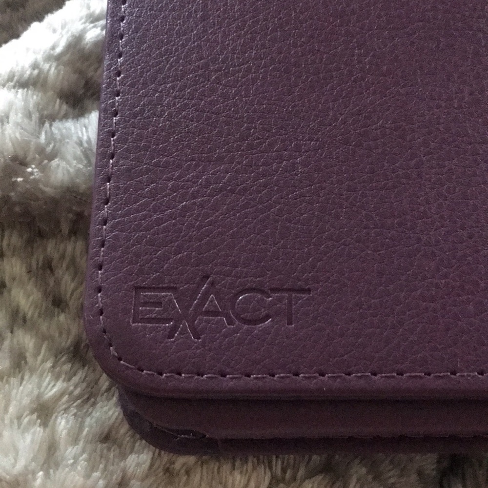 Exact case - Picture 2 of 3